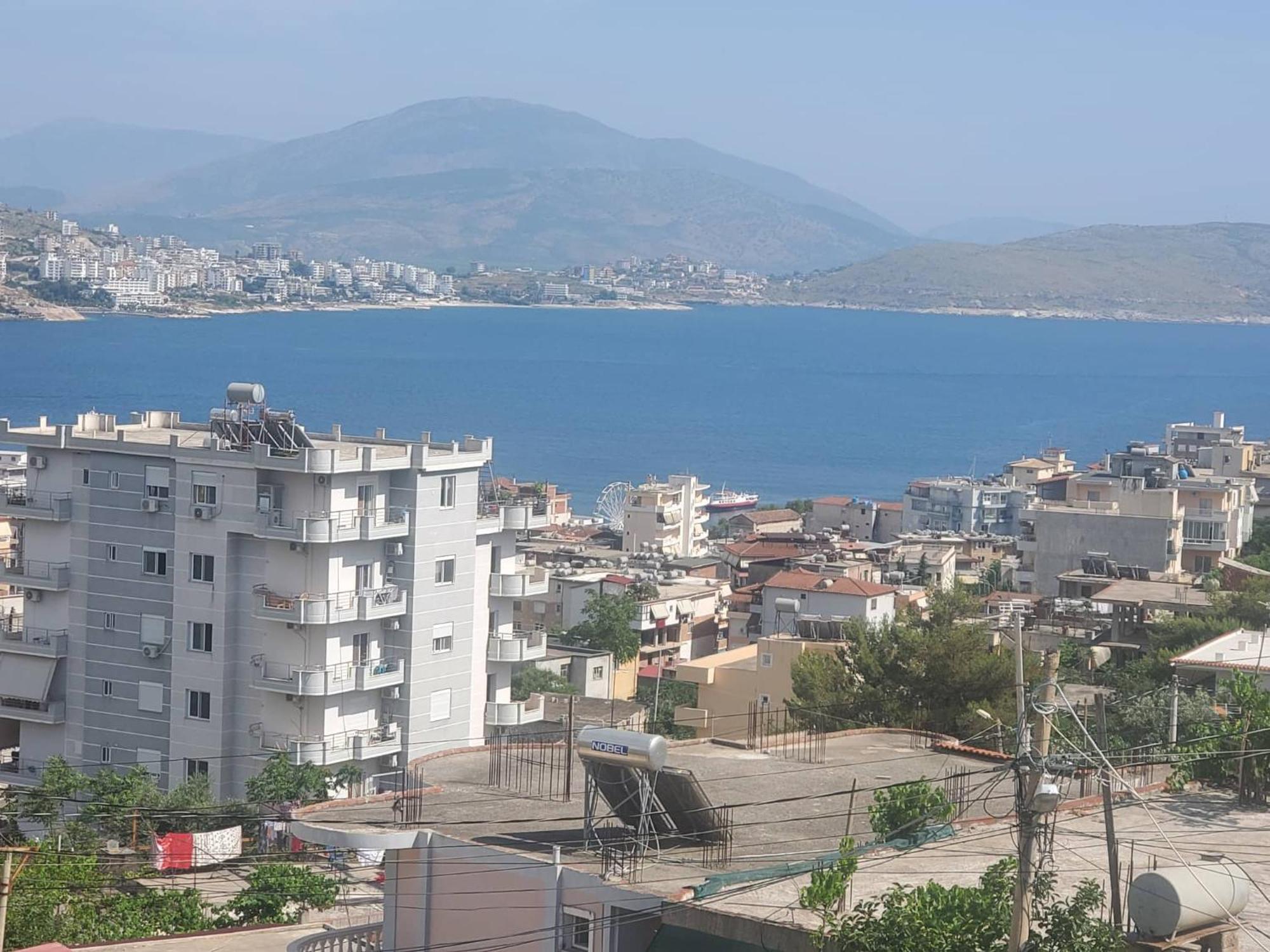 Guest House Sandri Sarandë Exteriör bild