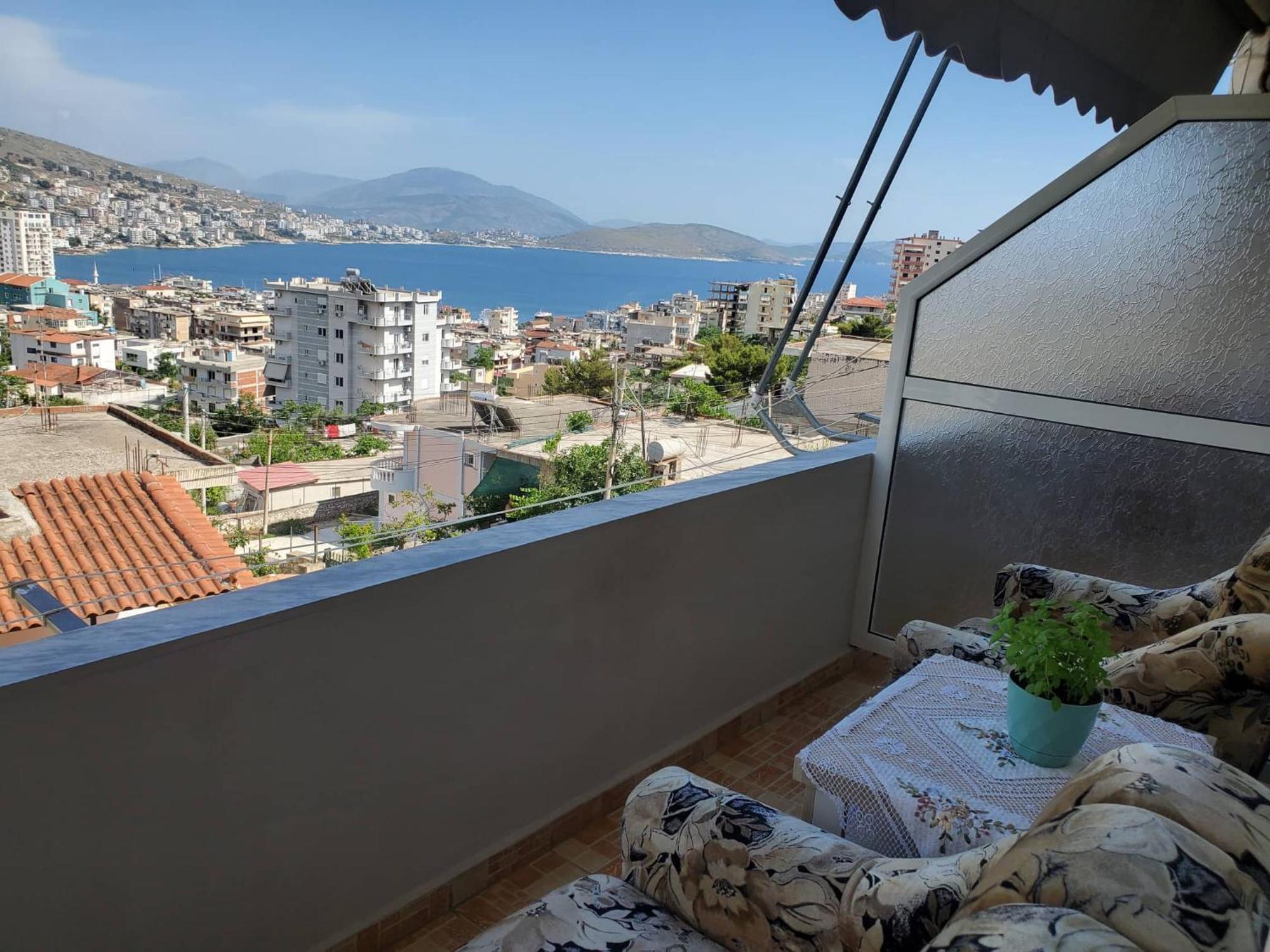 Guest House Sandri Sarandë Exteriör bild