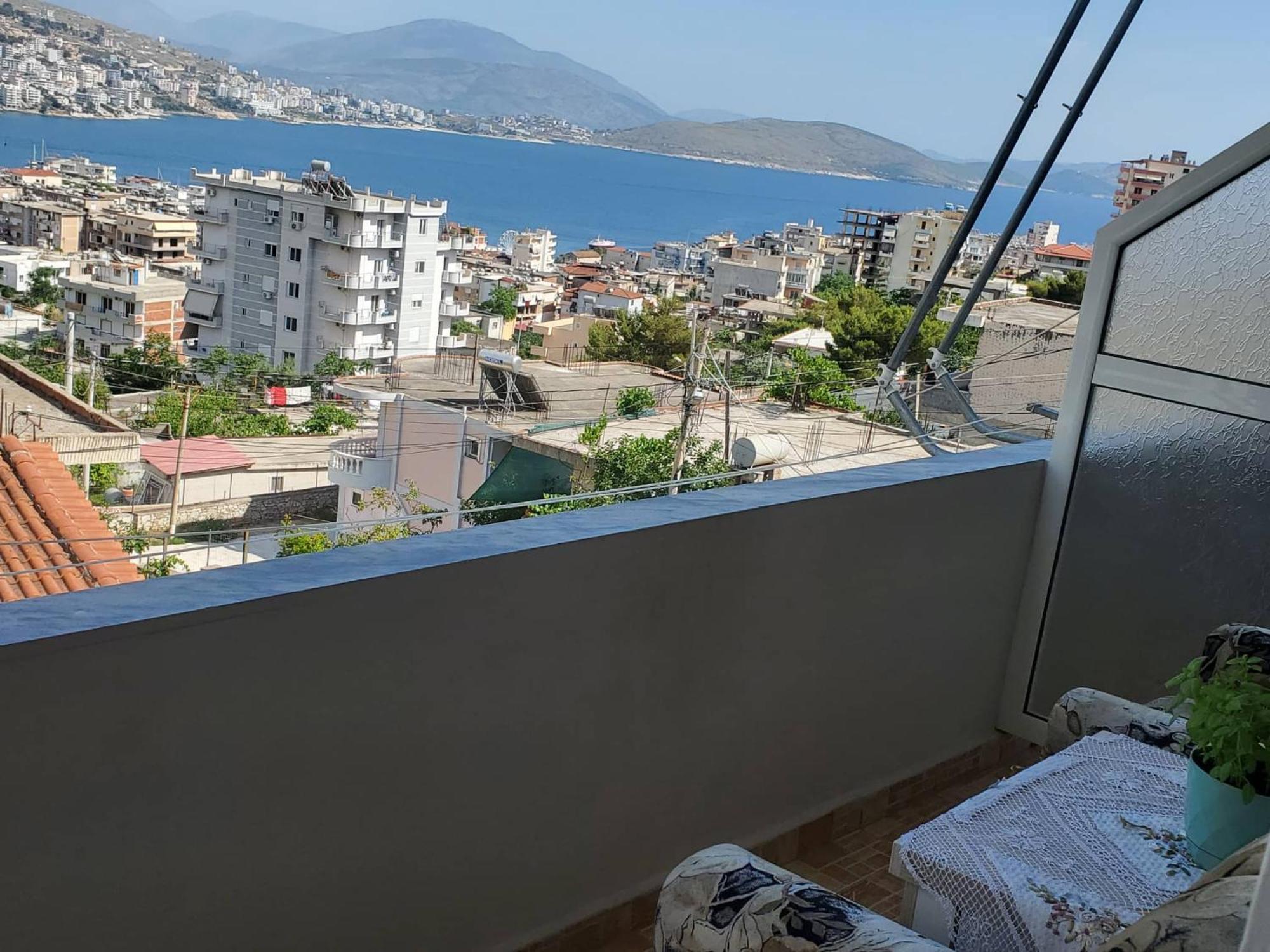 Guest House Sandri Sarandë Exteriör bild