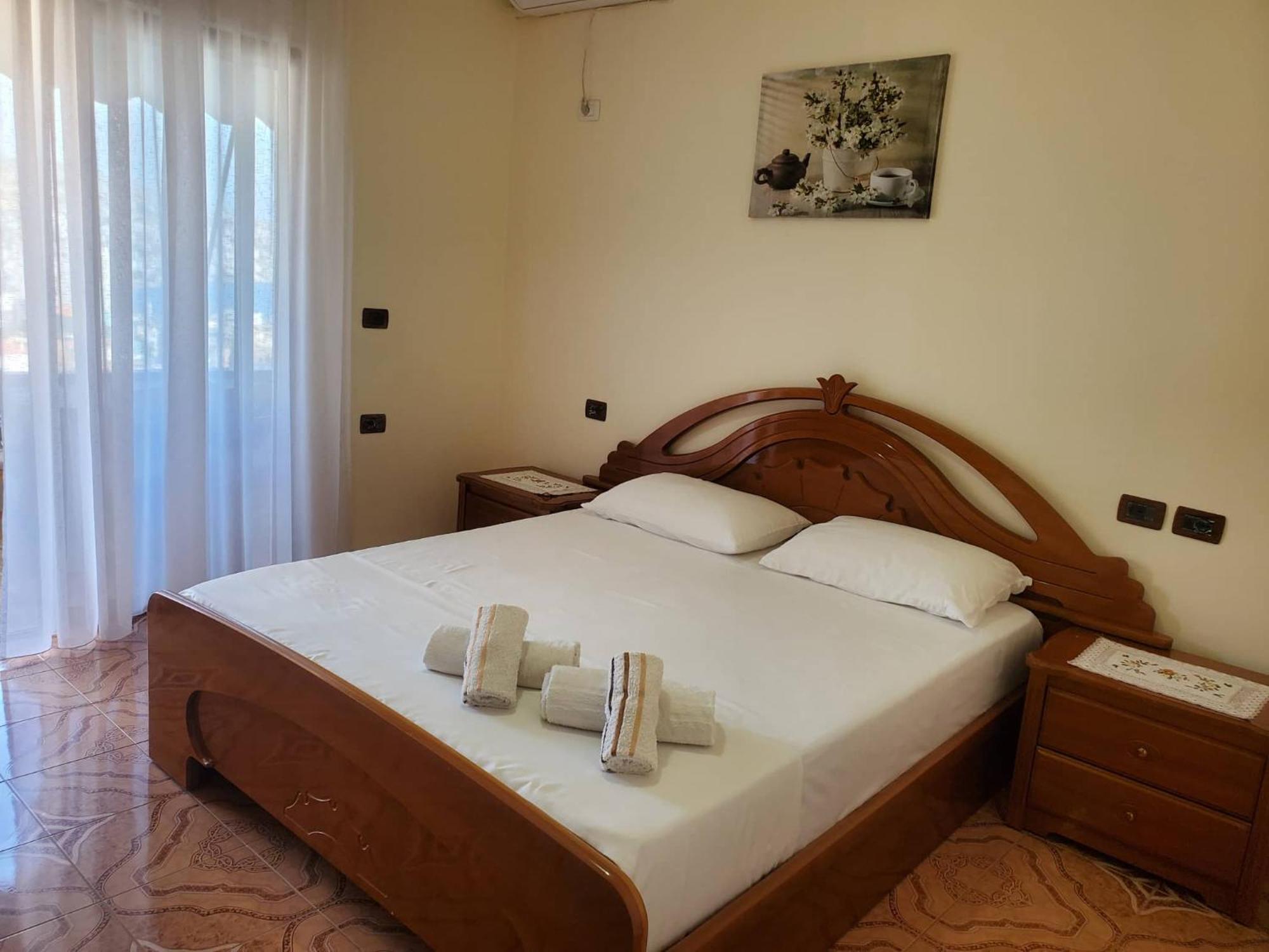 Guest House Sandri Sarandë Exteriör bild