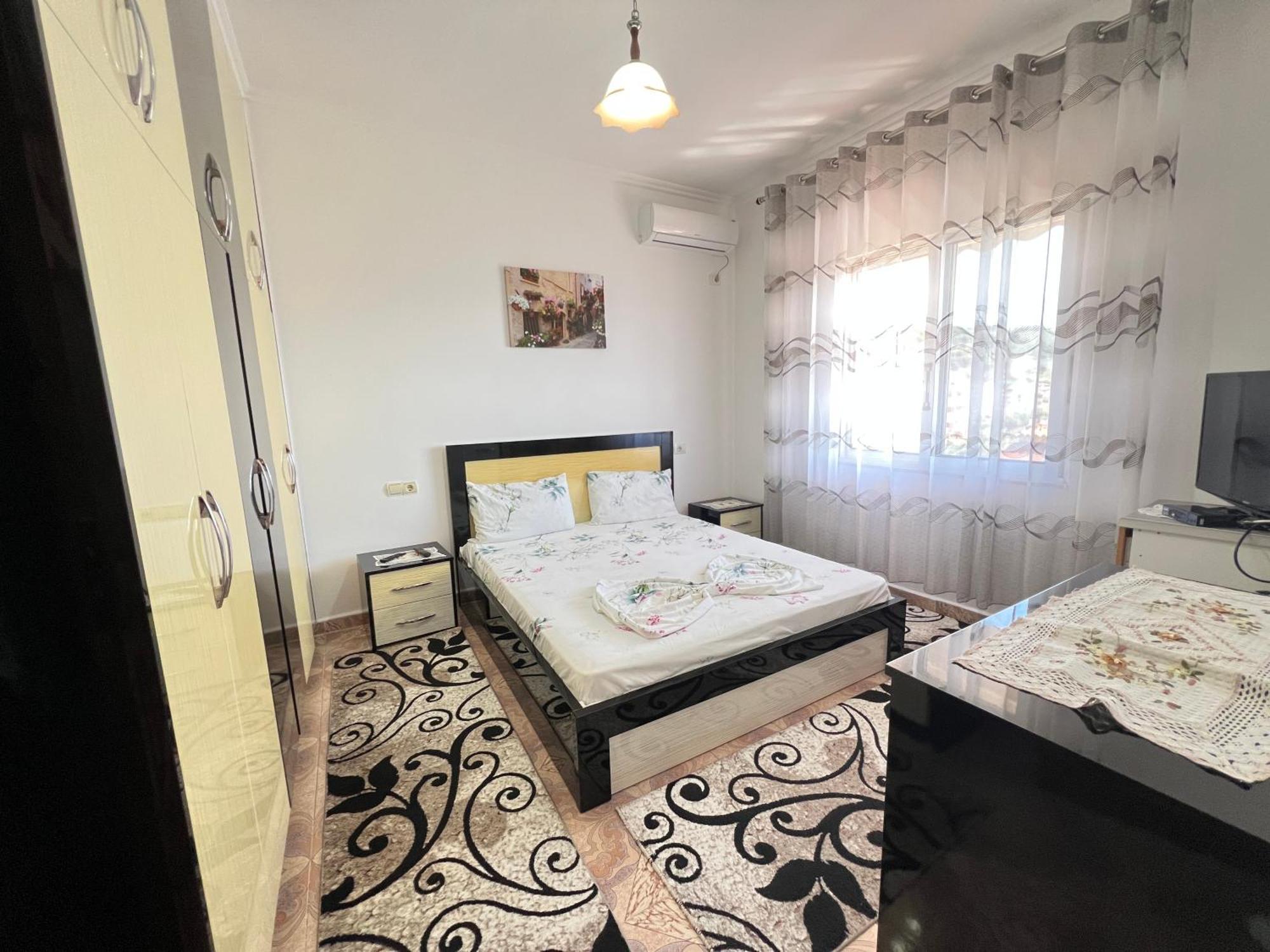 Guest House Sandri Sarandë Exteriör bild