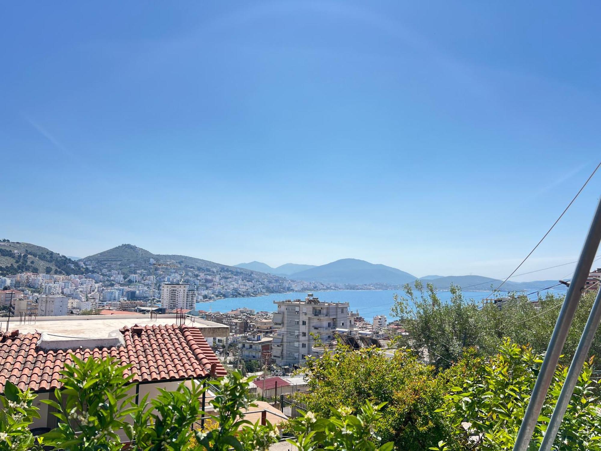 Guest House Sandri Sarandë Exteriör bild