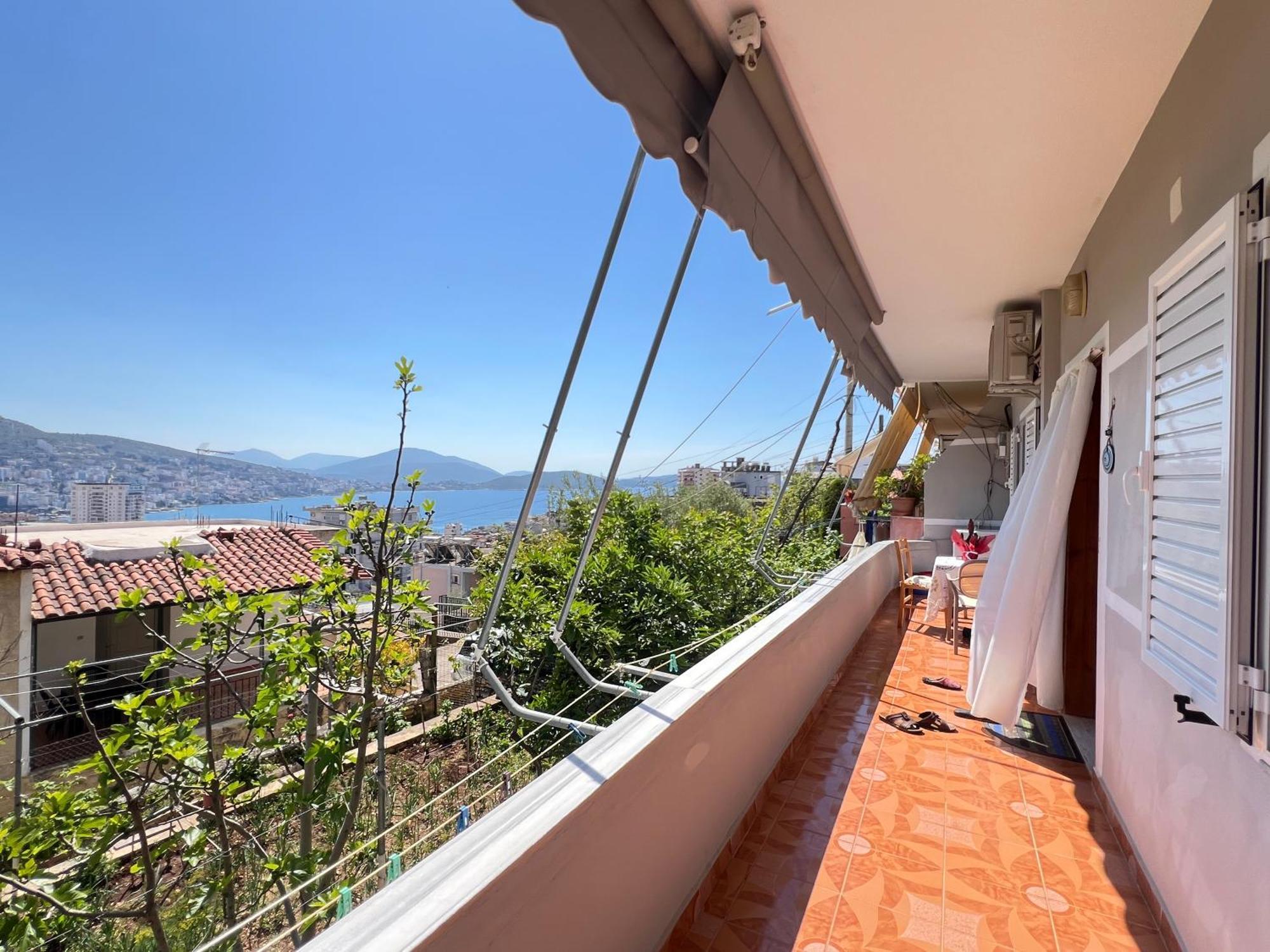 Guest House Sandri Sarandë Exteriör bild